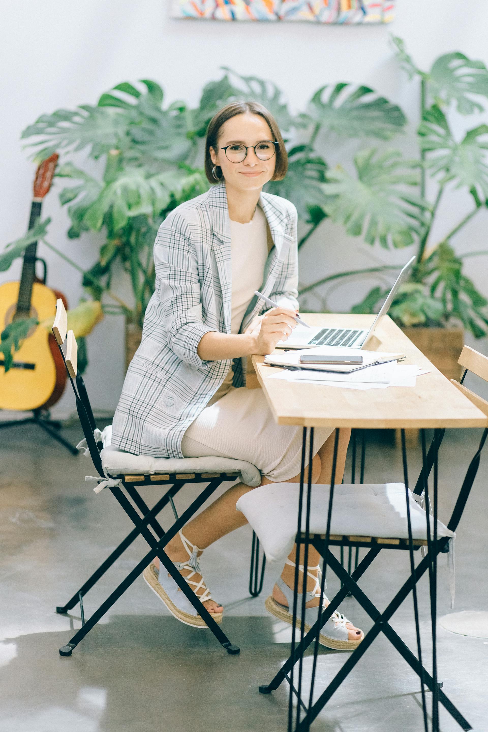 Freelancer at café